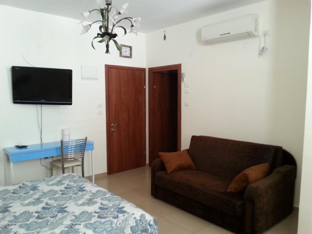 Apartments Petah Tiqwa - Bar Kochva Street Petach Tikva Luaran gambar
